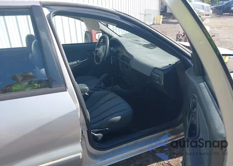 2005 Chevrolet Cavalier из США, поврежденный, VIN OK0570425344